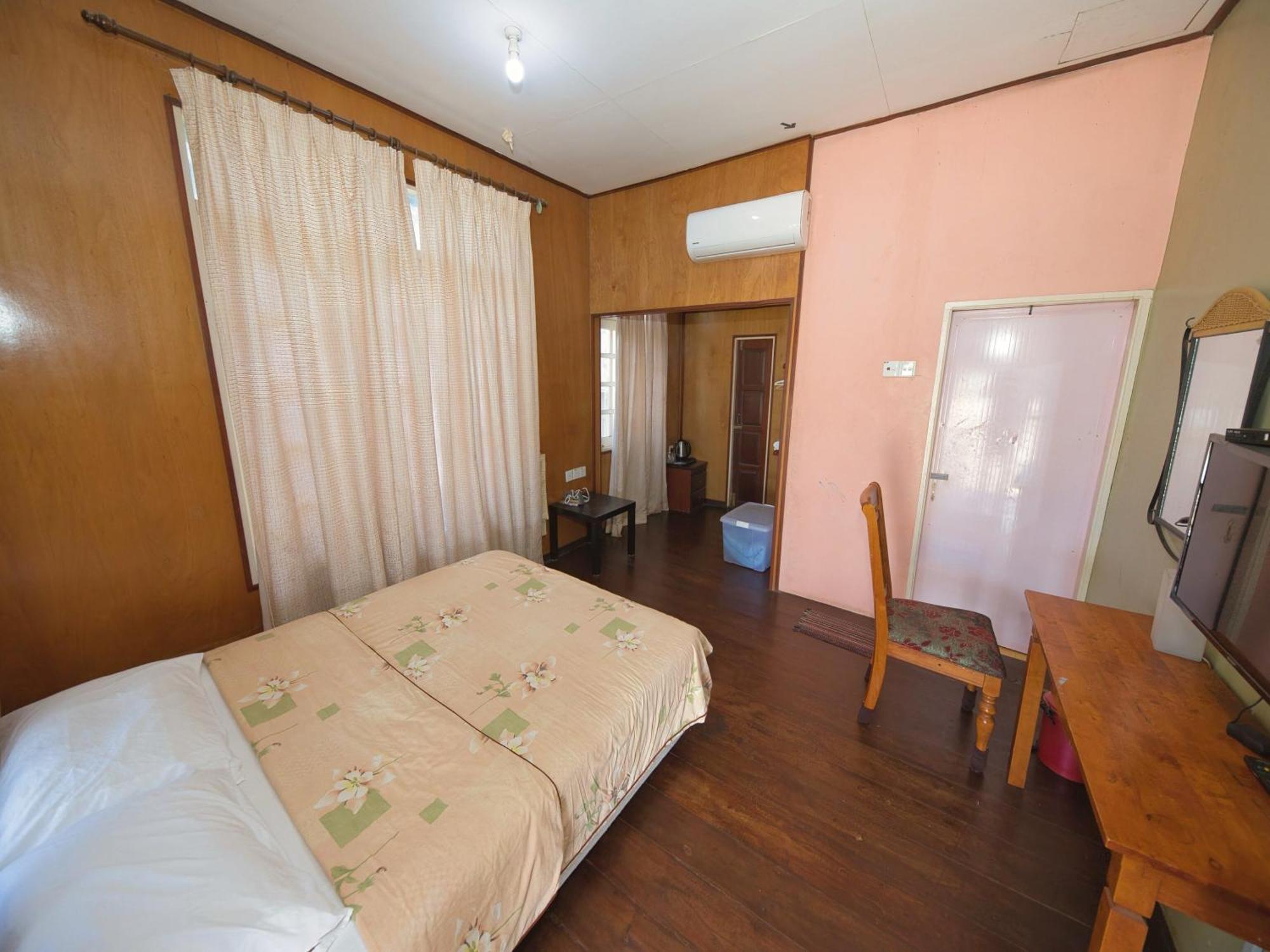 Oyo 90968 Teratak Samuderakita, Chalet & Guesthouse Kampong Gong Badak Exterior foto